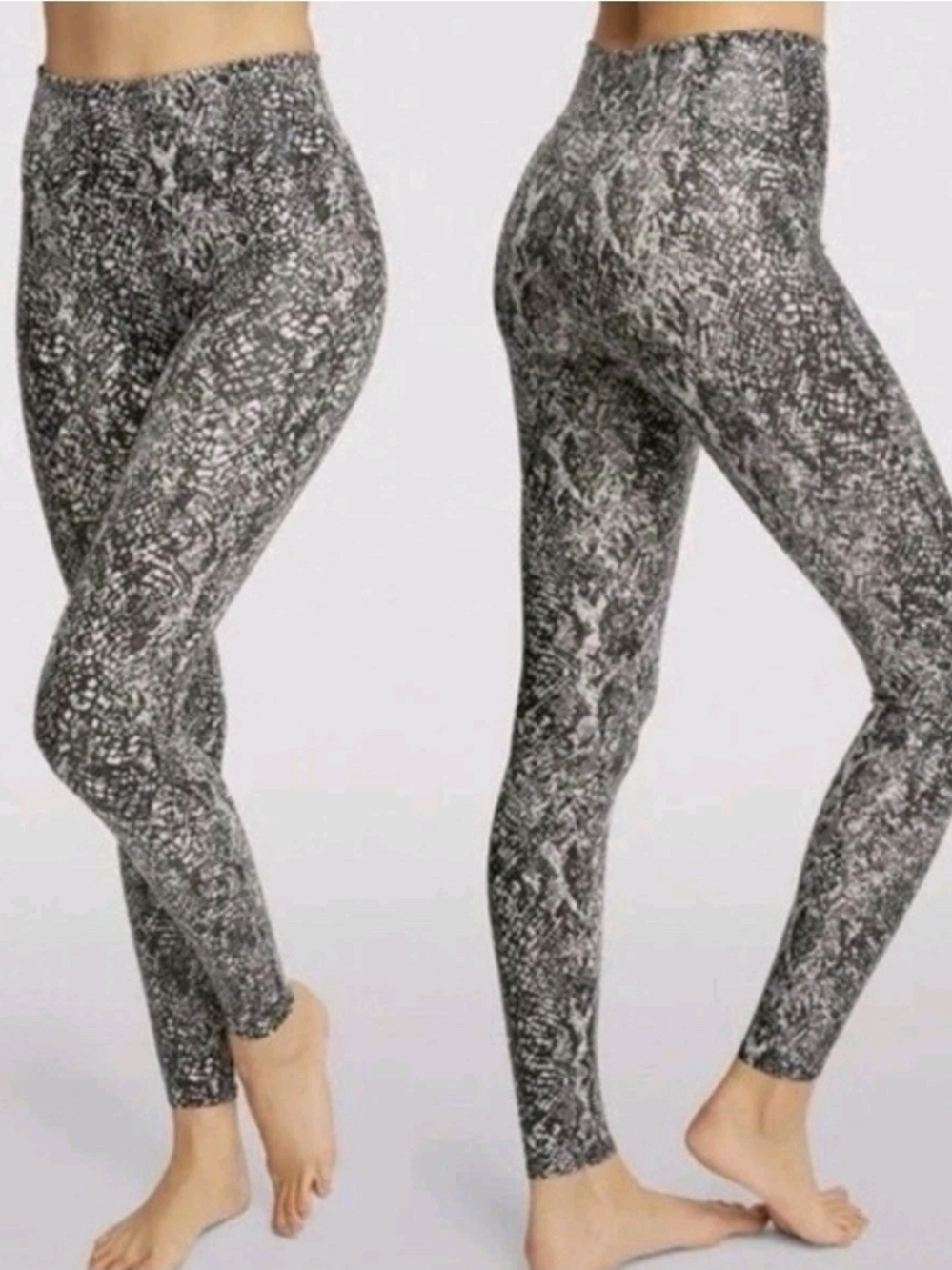 SPANX Faux Leather Snake Shine Leggings Animal Print Women's Size Small NWT BB2